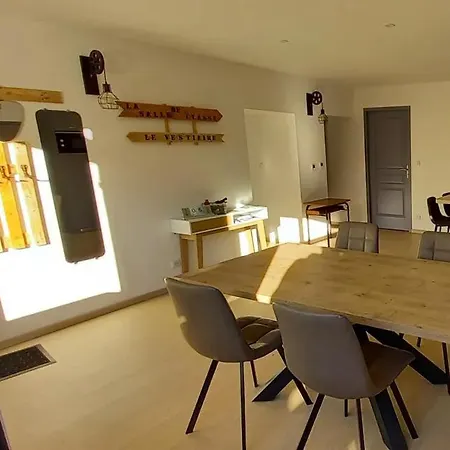 Famille & Bain Nordique, Chez Bubu, Ecole Renovee Au Coeur Des Vosges Apartment *