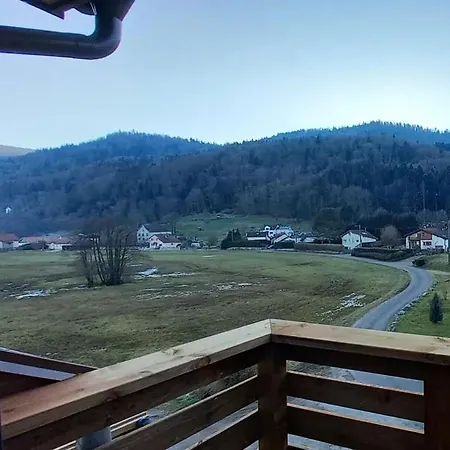 Apartment Famille & Bain Nordique, Chez Bubu, Ecole Renovee Au Coeur Des Vosges Rupt-sur-Moselle