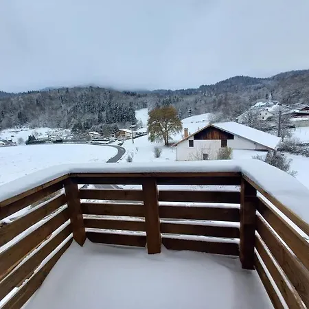 Famille & Bain Nordique, Chez Bubu, Ecole Renovee Au Coeur Des Vosges *