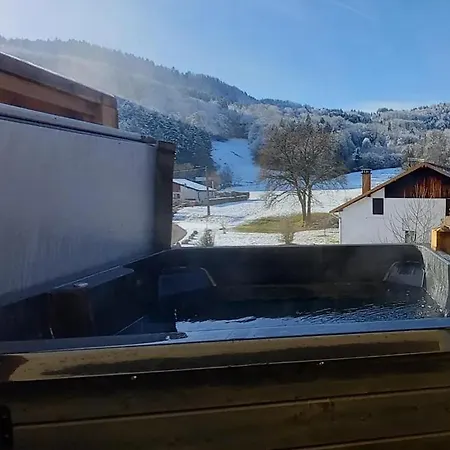 Apartment Famille & Bain Nordique, Chez Bubu, Ecole Renovee Au Coeur Des Vosges Vecoux